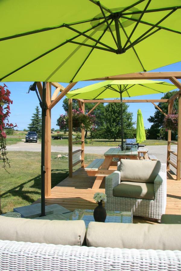 Wayside Motel Manitoulin Manitowaning Bagian luar foto